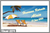 Transats jaunes et plage