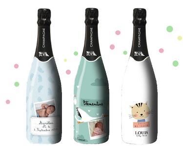 Champagne totalement personnalisé pour un baptême avec un sleeve