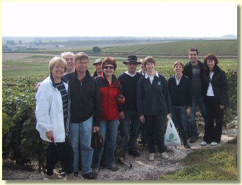 Photo de groupe lors de la 1ere journee decouverte des vendanges 2004