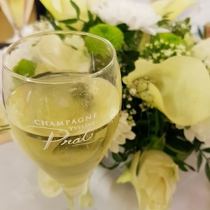 Un très bon champagne de vignerons pour votre mariage