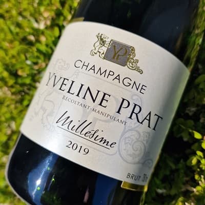 Champagne millésime pour un anniversaire pour faire la fete