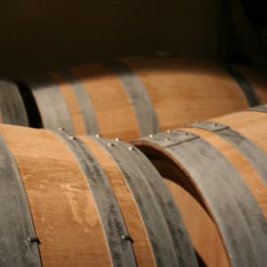 Vieillissement des vins en Fûts de chêne Champagne Yveline Prat